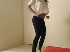 Distrarre la ragazza ...